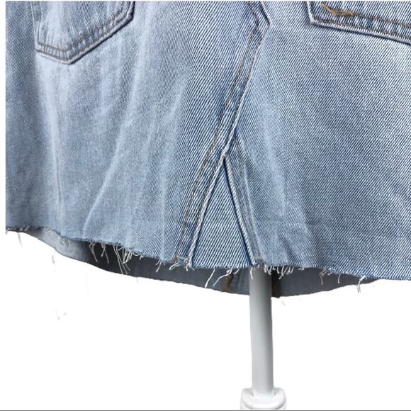 NWOT H&M Button fly, Raw-edge, Short Denim Skirt Sz 14 - Picture 7 of 11